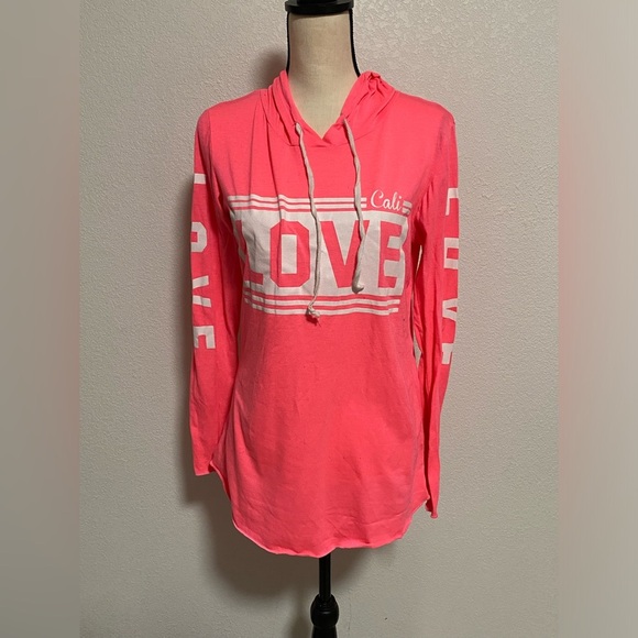 Free Kisses Top Hoodie Long Sleeves - Picture 1 of 6